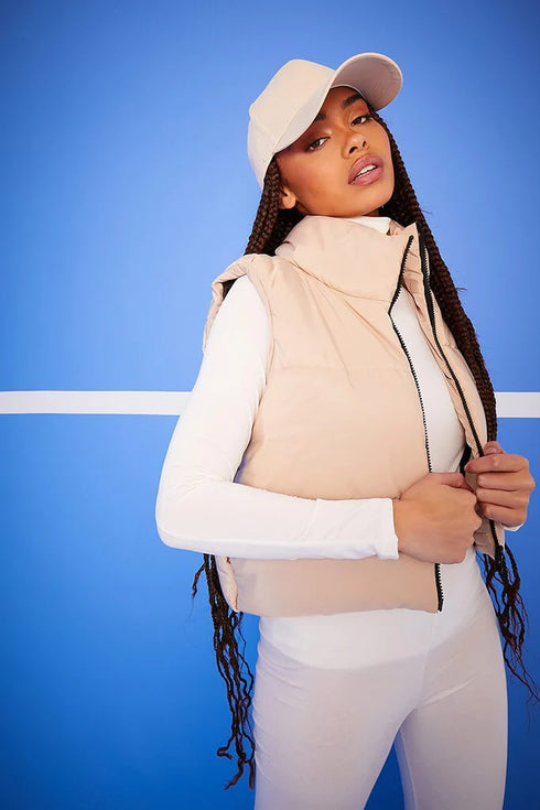 I SAW IT FIRST CROPPED PADDED GILET - BEIGE